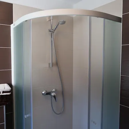 Апартаменти Sunshine