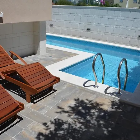 Sunshine Apartman