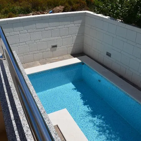 Апартаменти Sunshine